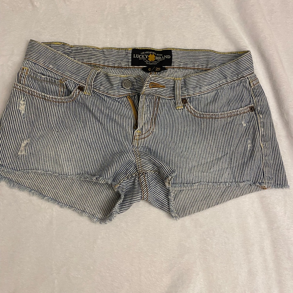 Lucky brand distressed pin stripe Jean shorts